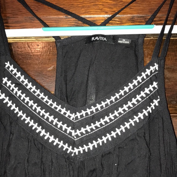 Black flowy dress - Picture 3 of 3